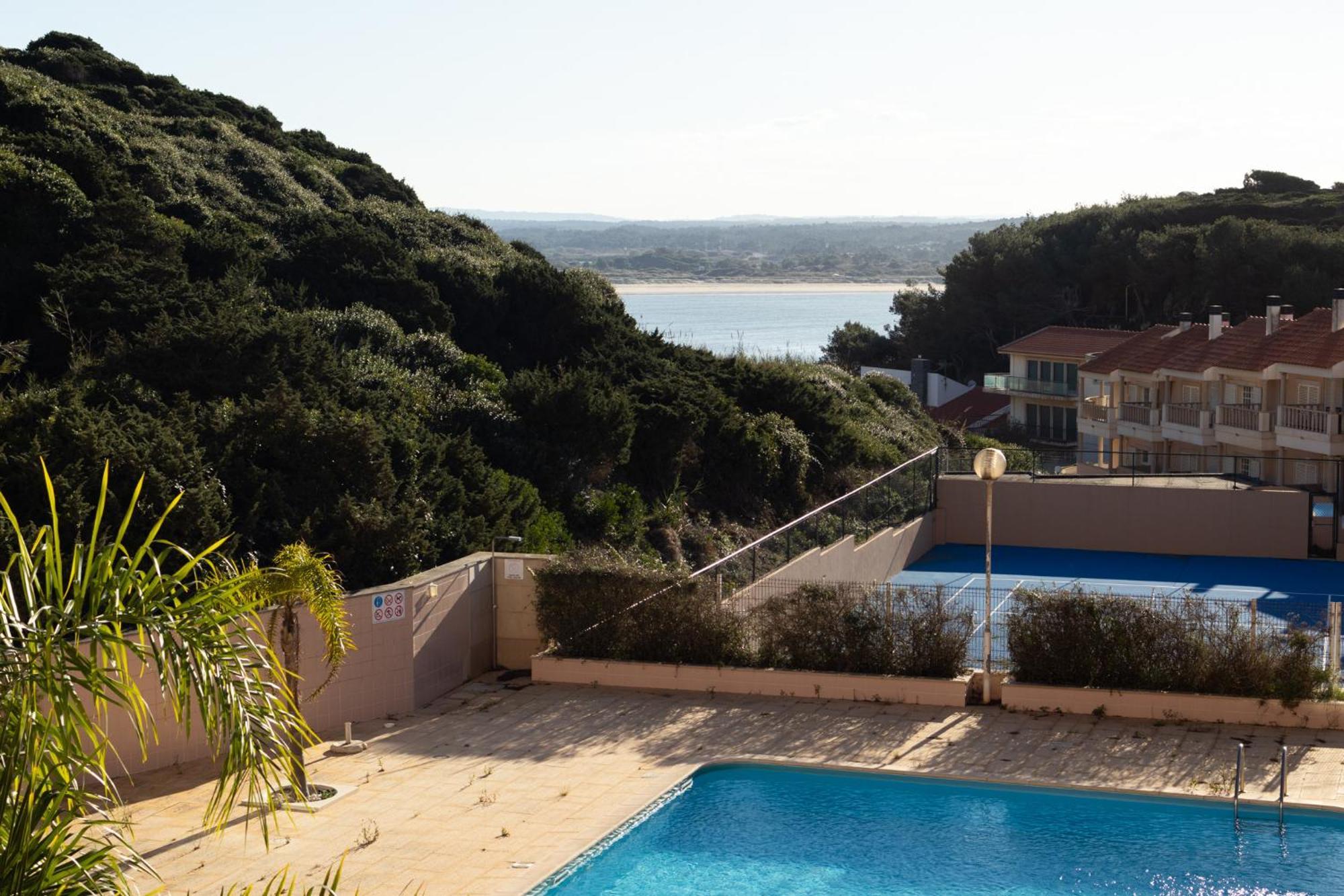 Bay View-T1 Apartman São Martinho do Porto Kültér fotó